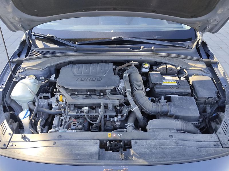 Hyundai i30 1,5   1,5 T-GDI mHEV Smart 117 - fotka 29 z 30