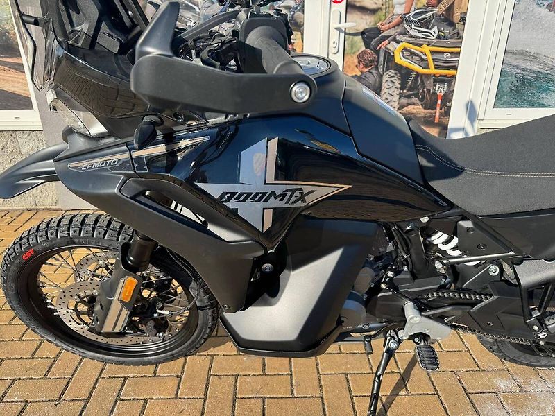 CFMOTO 800 MT (2025) 800MT-X EU5+ SKLADEM -  Akce n - fotka 2 z 6
