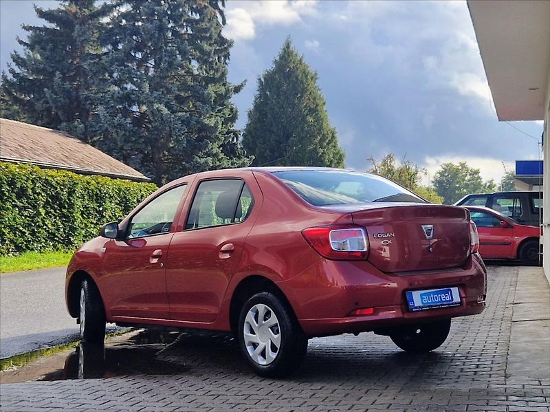 Dacia Logan 1,2 i 54kW SENZORY HEZKÝNÁJEZD - fotka 3 z 33