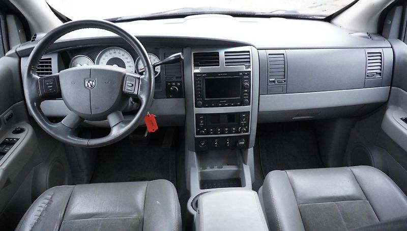 Dodge Durango 5.7 V8 HEMI AUTOMAT - fotka 21 z 43