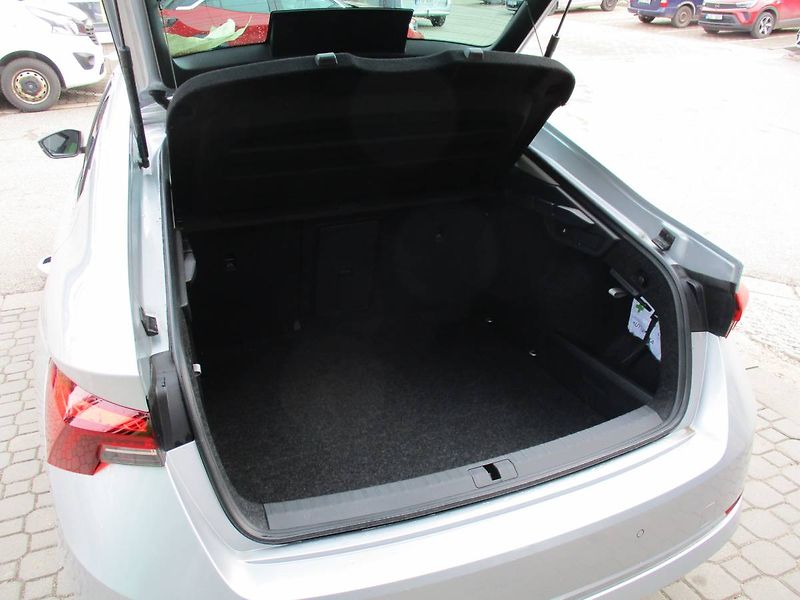 Škoda Octavia liftback Style 2,0TDI/110kW DS - fotka 15 z 15
