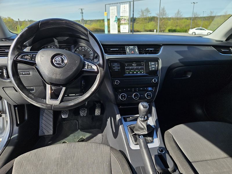 Škoda Octavia (2016) 2L 110kw, DPH,  SPLÁTKY  - fotka 14 z 27