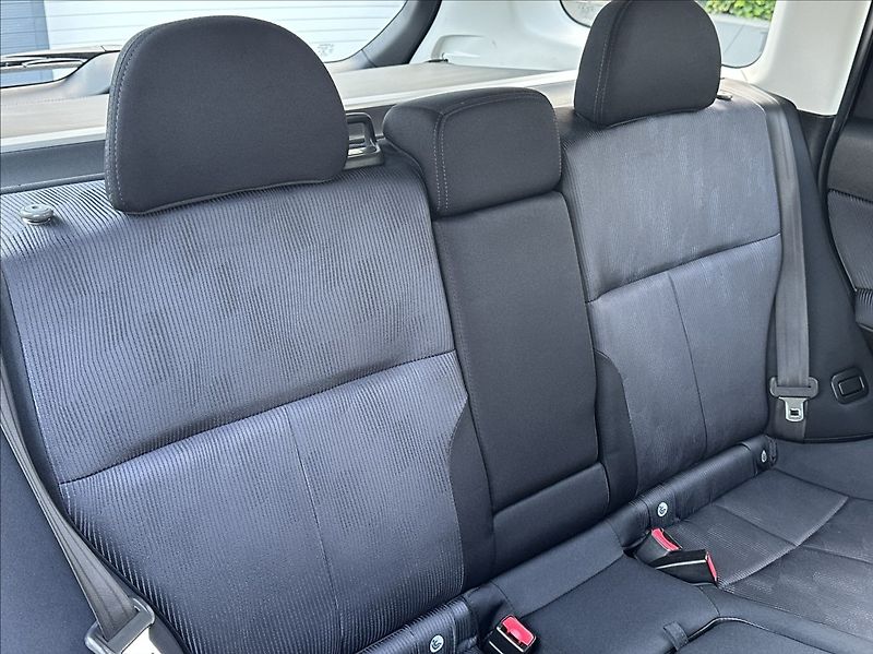 Subaru Forester 2,0 150PS  Comfort A/T 4x4 - fotka 20 z 50