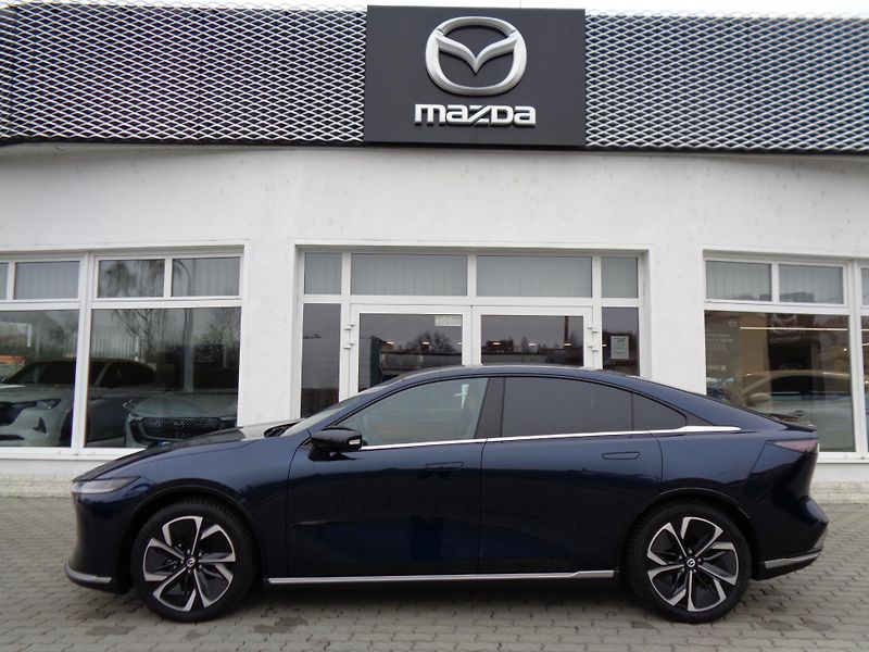 Mazda 6e (2026) BEV 190 kW Takumi Plus - fotka 3 z 34