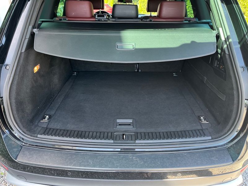Volkswagen Touareg (2011) 3.0 TDi Bi-Xenon,NAVI, DPH - fotka 16 z 30