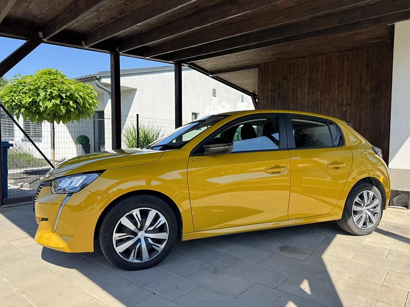 Peugeot 208 1.2i 74kW v záruce do 2031  - fotka 3 z 27