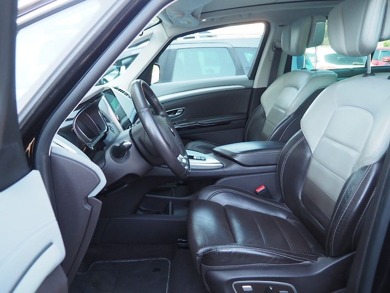 Renault Espace (2016) 1.6 dCi Init.Paris,7MÍST,Tažné - fotka 12 z 47