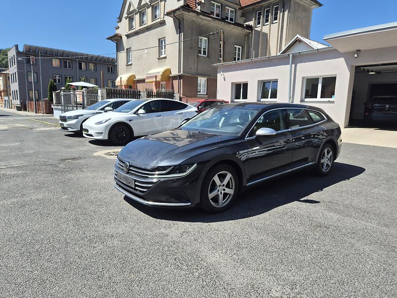Volkswagen Arteon Shooting Brake (2024) 2,0TDi 110kw DSG TZ 18ALU - fotografie inzerátu
