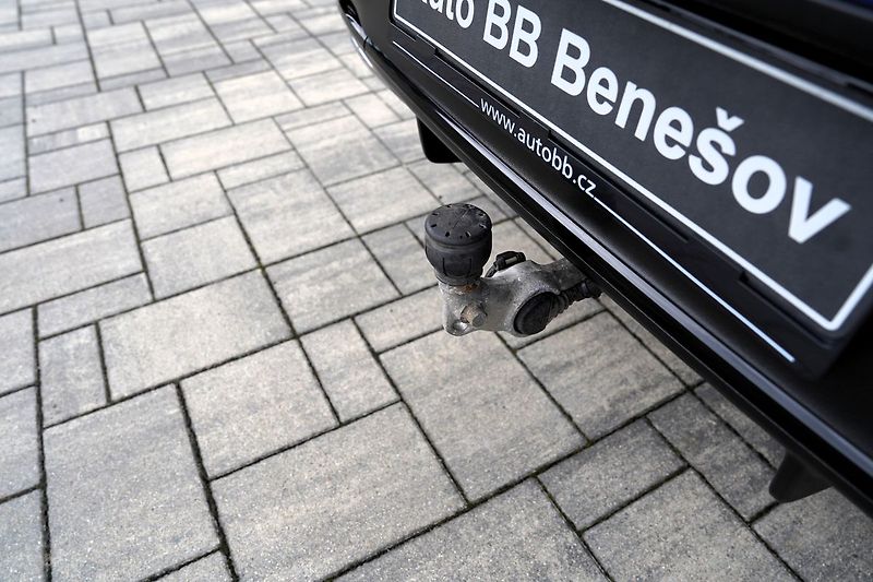 Mercedes-Benz GLC 300 de 4Matic Coupe AMG,ČR - fotka 15 z 45