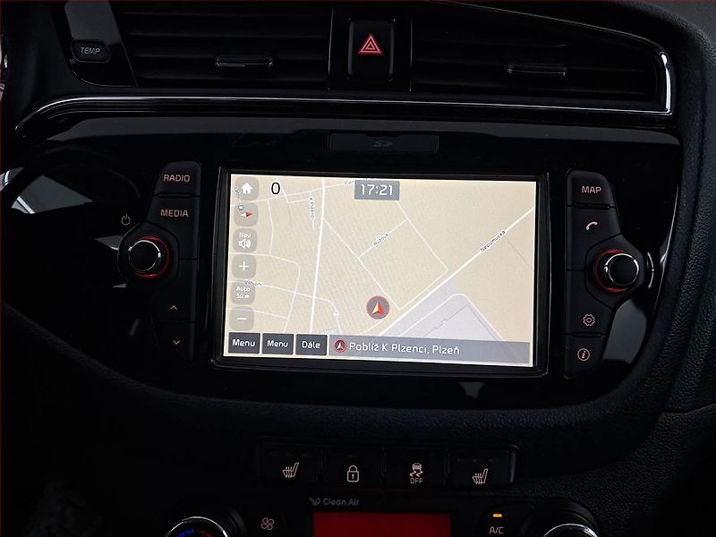 Kia Ceed (2017) 1.6 GDI, Serv.kniha, Navi - fotka 13 z 19