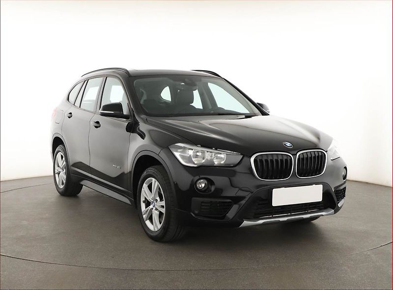 BMW X1 (2016) xDrive20i - fotografie inzerátu