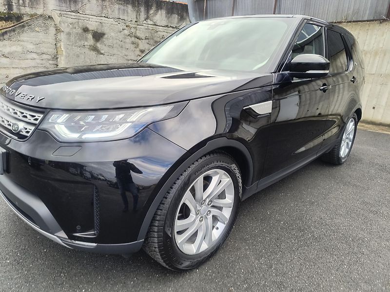 Land Rover Discovery (2018) 3.0 TD6 HSE AT 1.MAJ.ČR/VZDUCH - fotka 16 z 59
