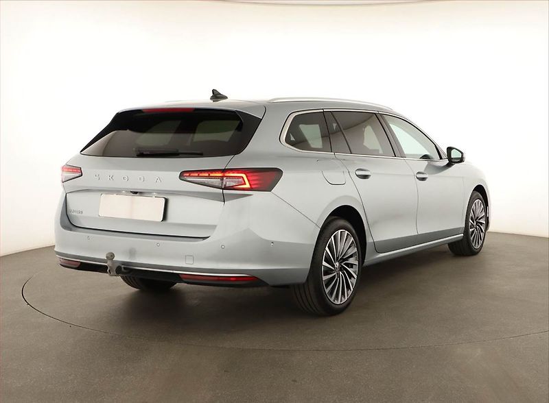 Škoda Superb (2024) 2.0 TDI - fotka 5 z 19