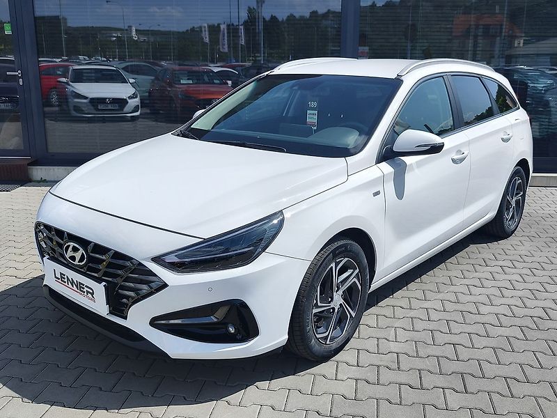 Hyundai i30 1.5 T-GDI/117kW Smart DCT - fotka 1 z 32