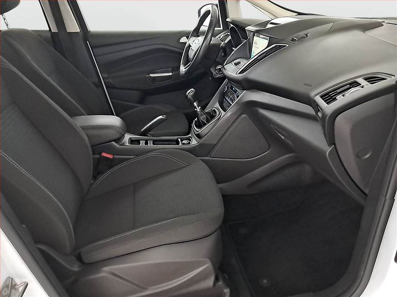 Ford C-MAX (2019) 1.5 TDCi, Serv.kniha, Navi - fotka 9 z 18