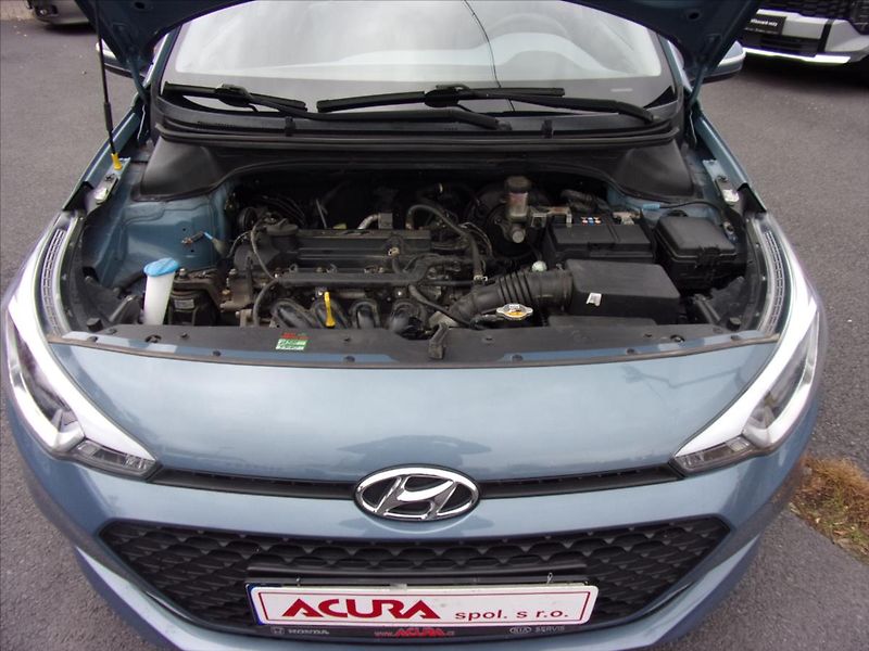 Hyundai i20 1,3 Classic - fotka 25 z 26
