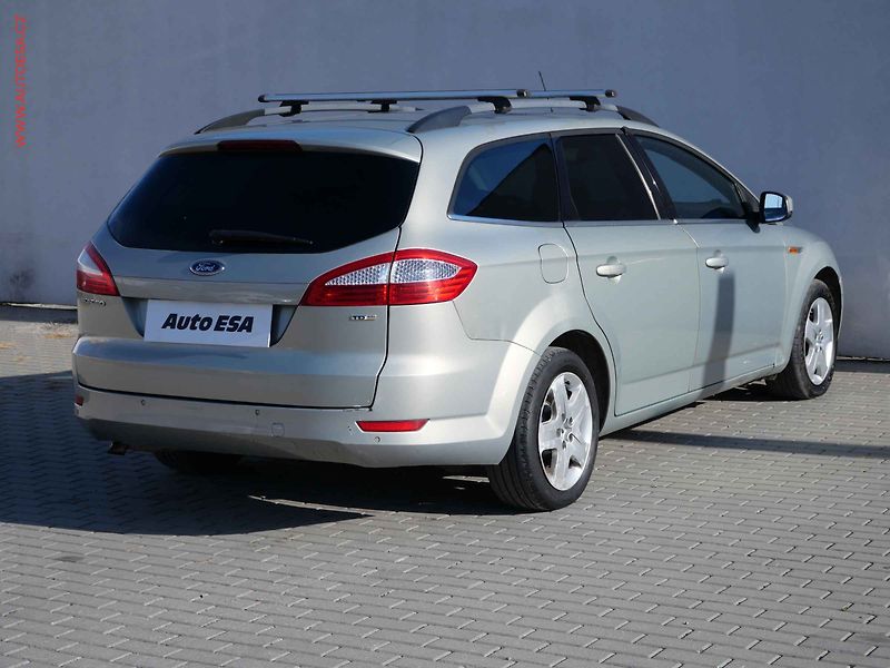 Ford Mondeo (2009) 2.0 TDCi, autoAC - fotka 4 z 20