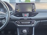 Hyundai i30 (2022) 1.5i COMFORT TAŽNÉ KAMERA - náhled 13