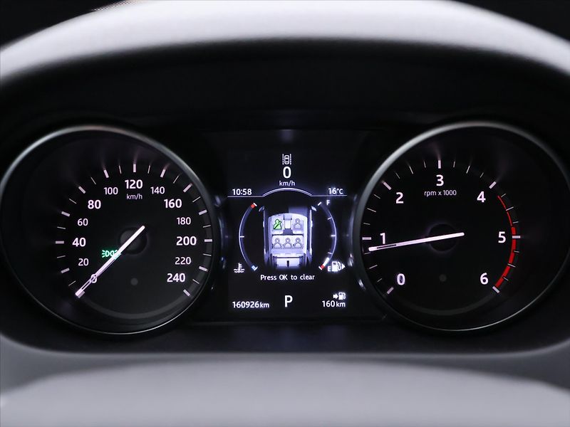 Land Rover Discovery 2,0 L TD4 110kW 4WD limatizace - fotka 14 z 30