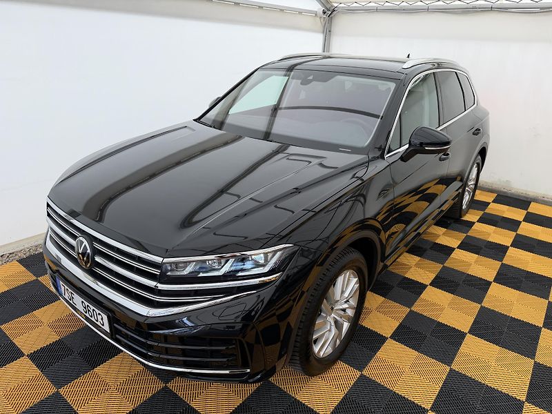 Volkswagen Touareg 3.0Tdi*1-MAJ*DPH*ELEGANCE* - fotografie inzerátu