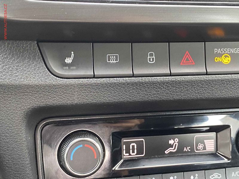 Škoda Fabia (2021) 1.0 TSi, 2.maj,ČR, Style, - fotka 15 z 18