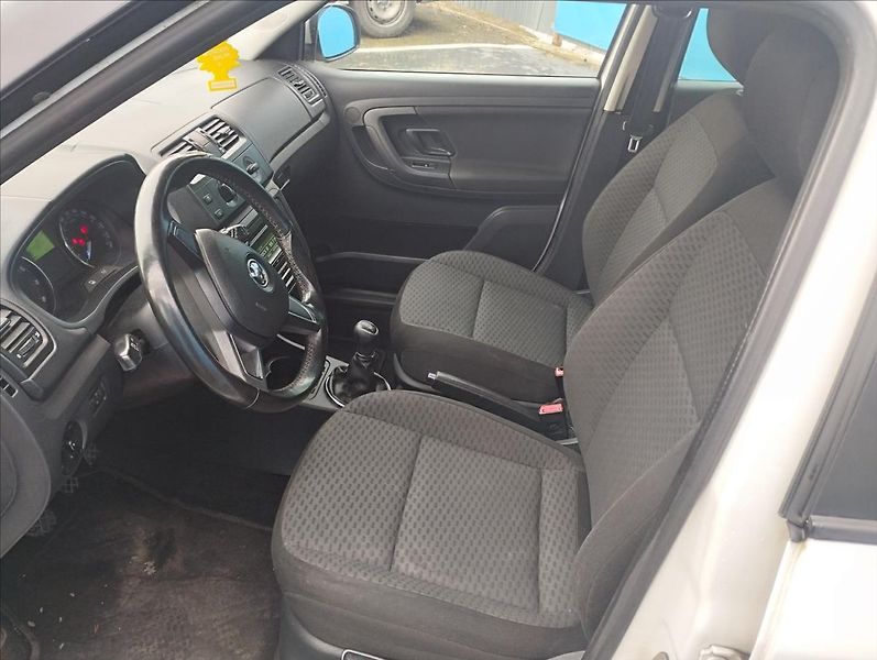 Škoda Fabia 1,2 TSi 63KW - fotka 7 z 14