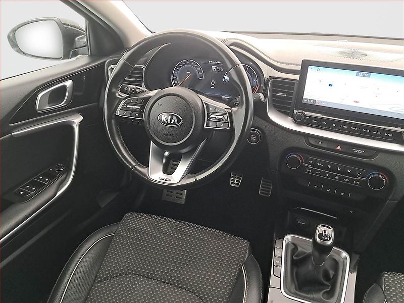 Kia XCeed (2019) 1.4 T-GDI, Serv.kniha, Kůže - fotka 7 z 21