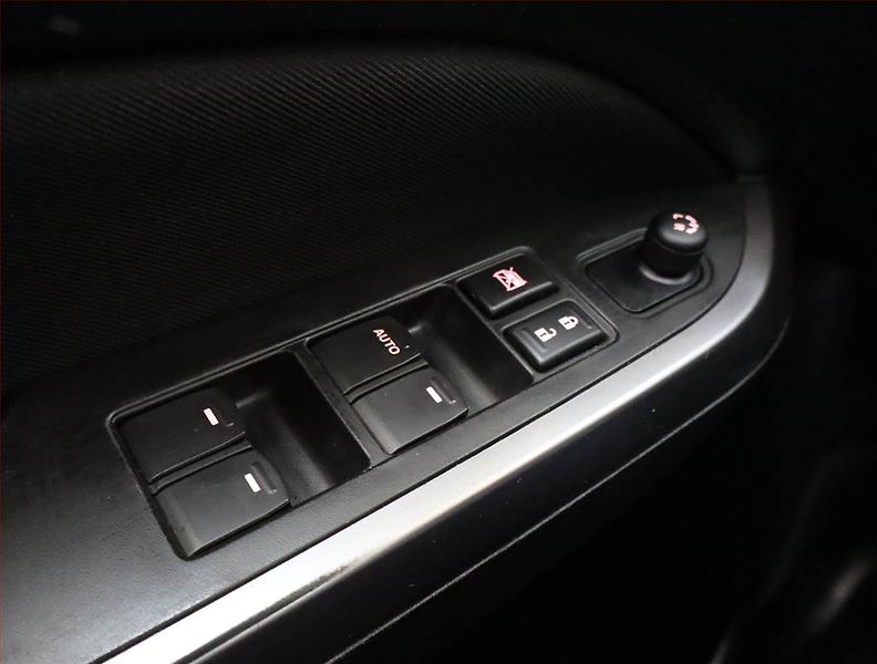 Suzuki Vitara (2021) 1.4 BoosterJet, ČR,1.maj - fotka 19 z 21