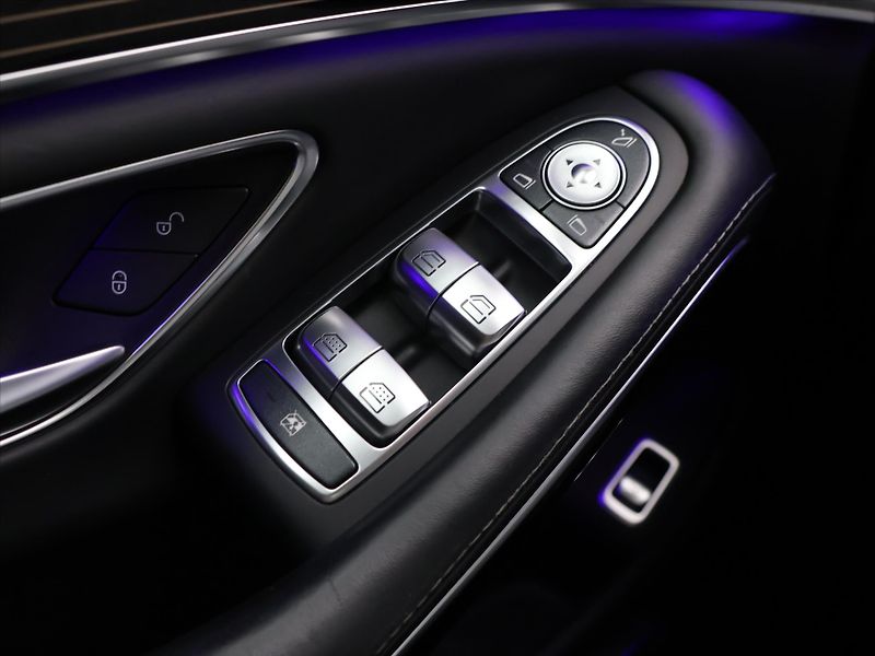 Mercedes-Benz Třídy S 4,7 500 Maybach 4M 335kW CZ DP - fotka 17 z 35