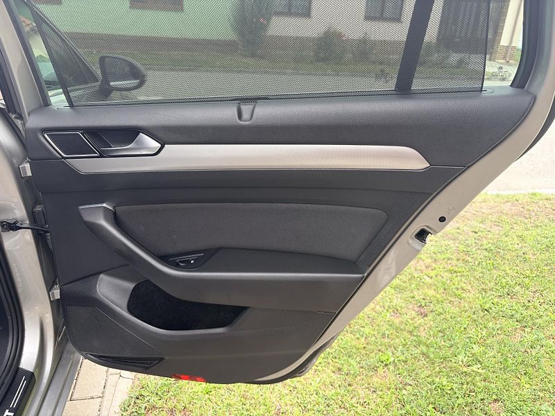 Volkswagen Passat 2.0TDI 110KW MANUAL MATRIX - fotka 56 z 62