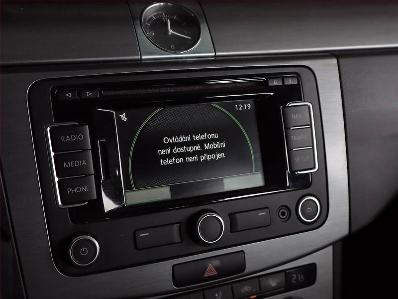 Volkswagen Passat (2012) 2.0 TDI, Navi, Tempomat - fotka 20 z 24