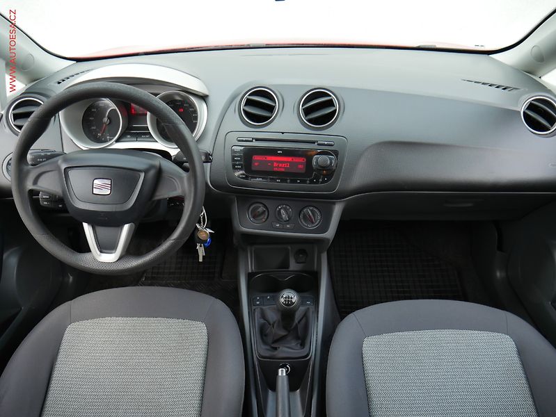 Seat Ibiza (2009) 1.4i, ČR, servis.kniha, AC - fotka 8 z 18