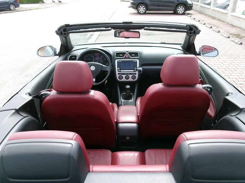 Volkswagen EOS (2008) 2,0TDI 8V CABRIO  - fotka 14 z 45