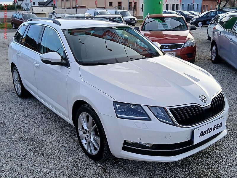 Škoda Octavia (2017) 1.6 TDI, 2.maj,ČR, Style - fotografie inzerátu