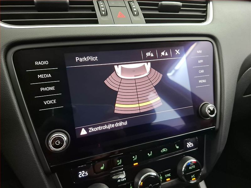 Škoda Octavia (2020) Style 2.0 TDI, Automat, Navi - fotka 15 z 19
