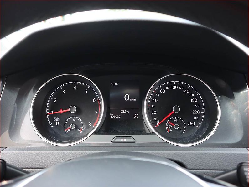 Volkswagen Golf (2018) 1.5 TSI, Serv.kniha, Tempomat - fotka 11 z 19