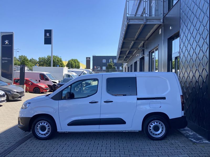Toyota ProAce City ACTIVE CREWCAB 1.5 D-4D 96 kW - fotka 4 z 19
