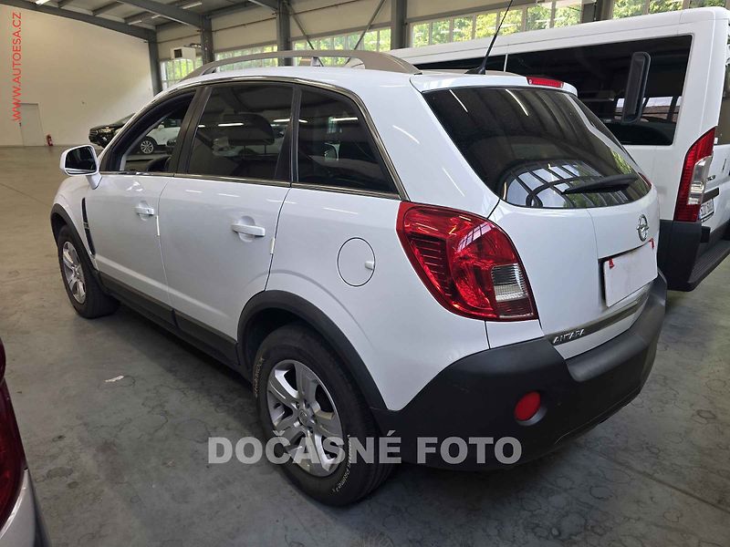Opel Antara (2015) 2.2cdti, servis.kniha - fotka 2 z 3