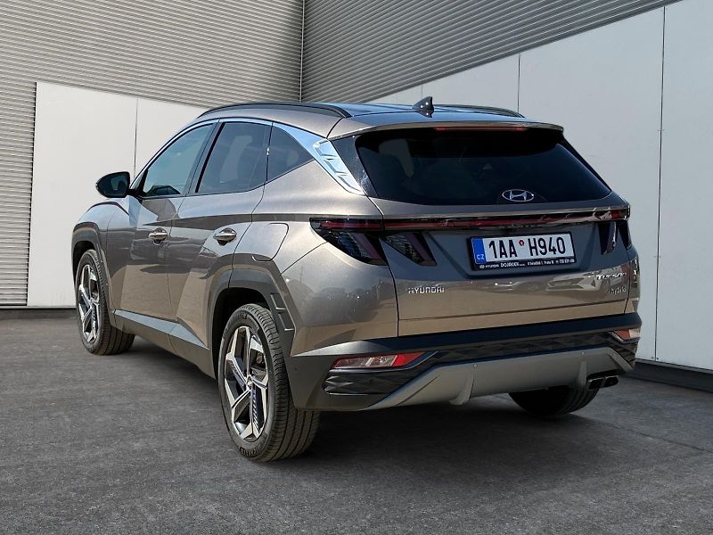 Hyundai Tucson (2023) STYLE 1.6HEV 132kW 4x4 TAŽNÉ - fotka 4 z 11