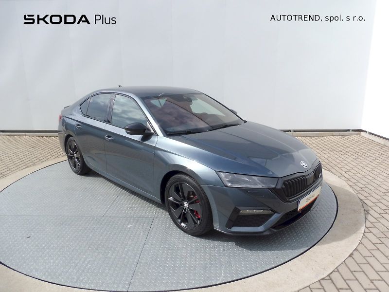 Škoda Octavia (2021) 2,0 TSI 180kW DSG - fotka 28 z 29