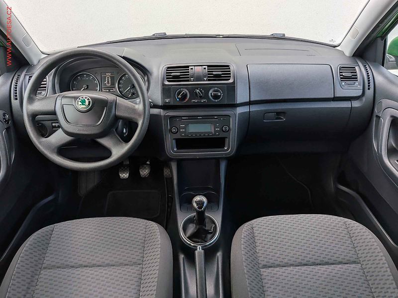 Škoda Fabia (2012) 1.2 12V, ČR, AC - fotka 8 z 15