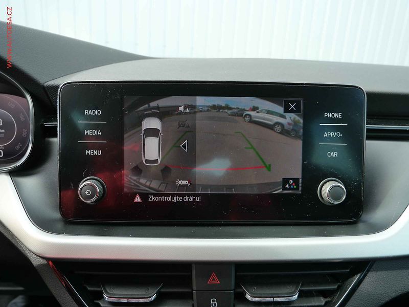 Škoda Scala (2020) 1.5 TSi, ČR, Style, LED - fotka 23 z 28