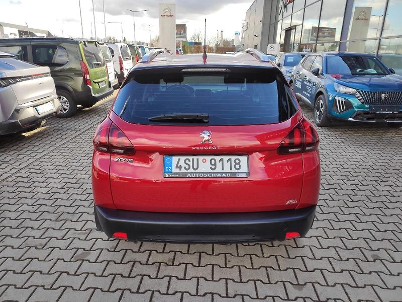 Peugeot 2008 (2019) ACTIVE 1.2 110k MAN6 1.majitel - fotka 13 z 26
