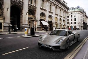 Porsche 918 Spyder.