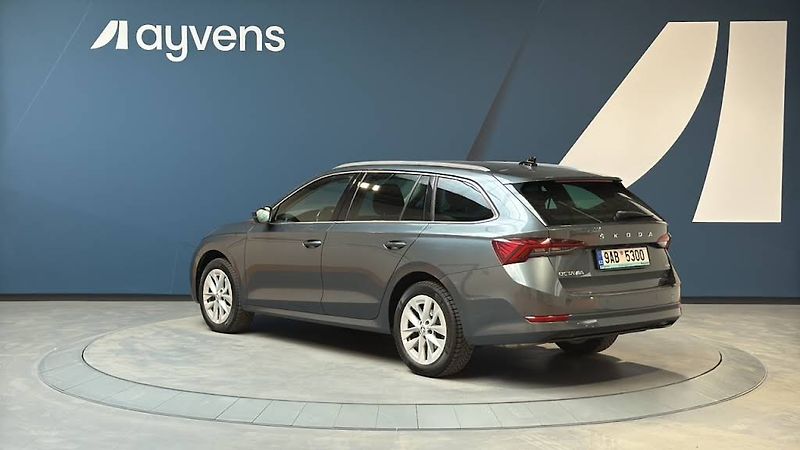 Škoda Octavia 2.0 TDI 110kW DSG Style Combi - fotka 3 z 14