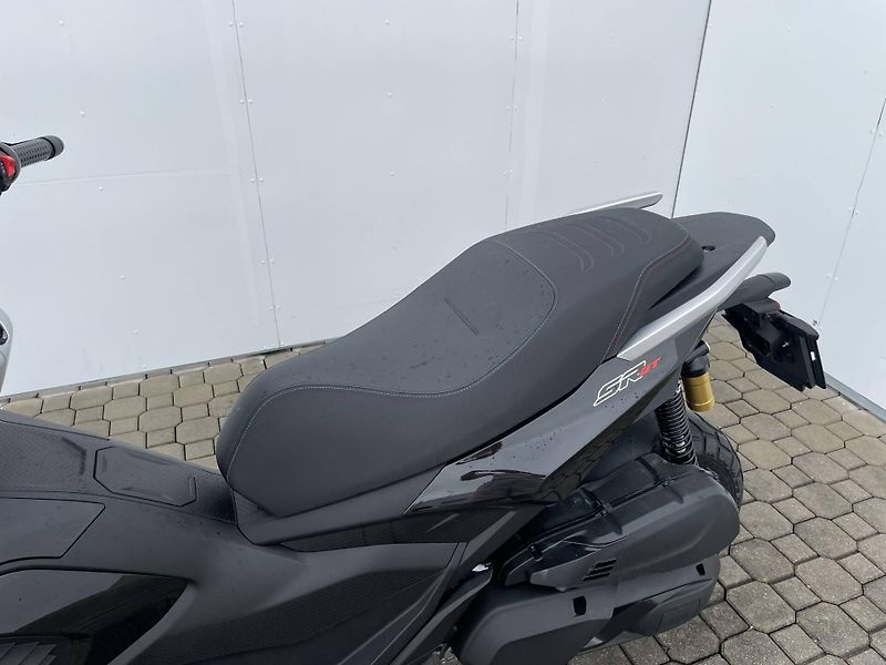 Aprilia (2026) SR GT 400 EU5+ - fotka 8 z 11