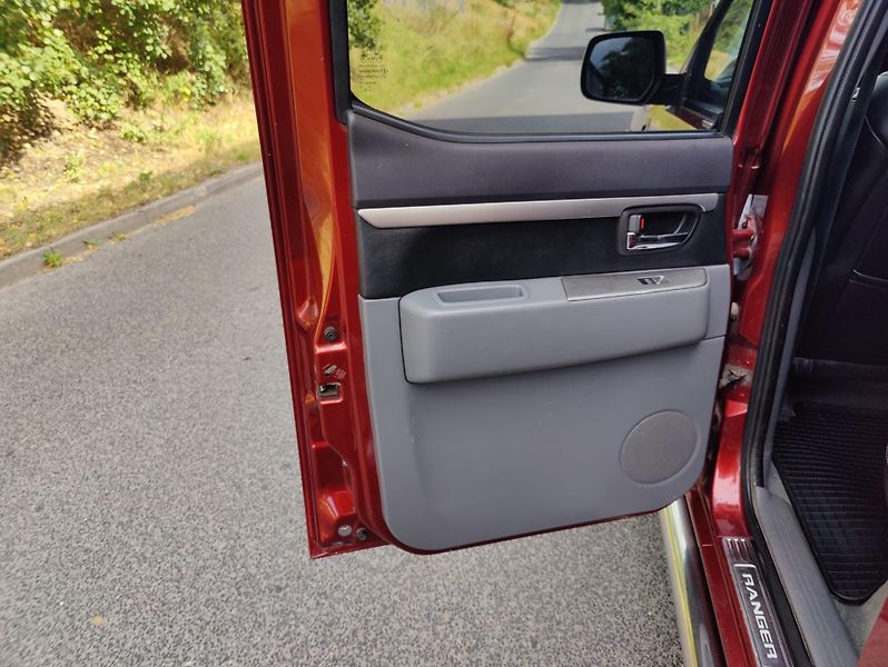 Ford Ranger 3,0 TDCi 4WD /automat /u - fotka 13 z 29