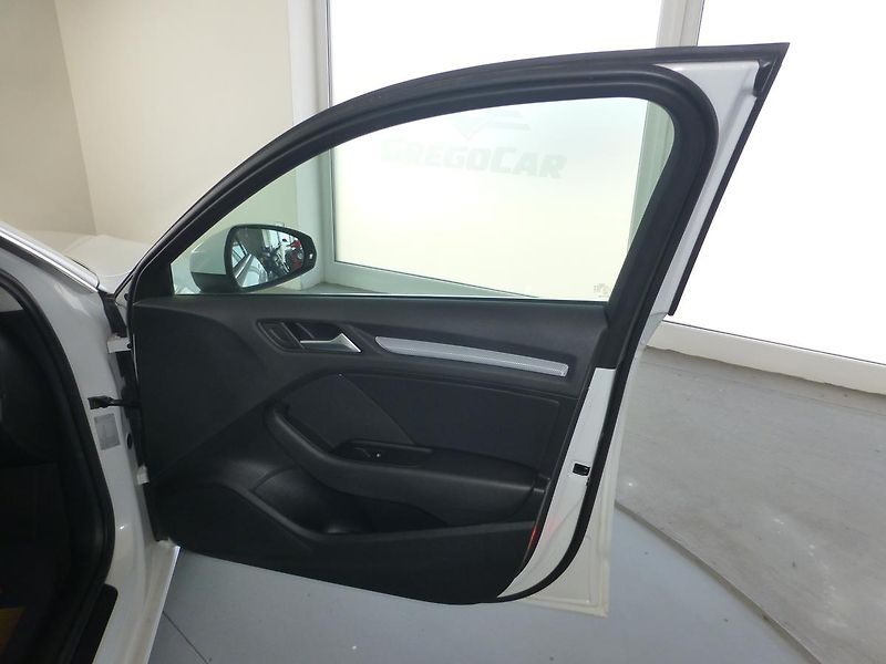 Audi A3 (2013) 2,0tTDI-110KW*VYHŘ.SED**XENONY - fotka 20 z 27