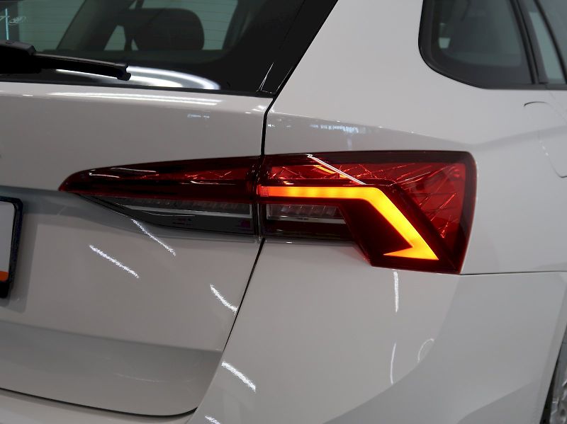 Škoda Octavia (2024) AMBITION 1.5TSI 110KW - fotka 11 z 36