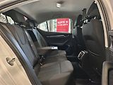 Škoda Octavia 2.0 TDi 110kW STYLE, ČR, DPH - náhled 11